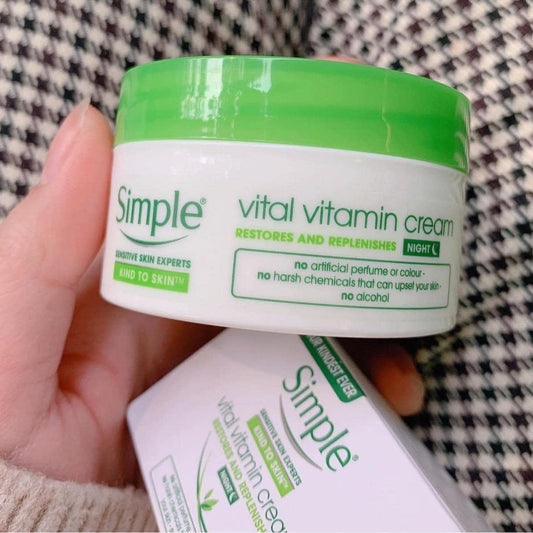Kem Dưỡng Ẩm Simple Vital Vitamin Cream Night 50ml